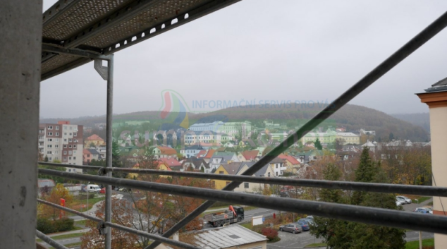 Stavba nové interny ve Šternberku zdárně pokračuje