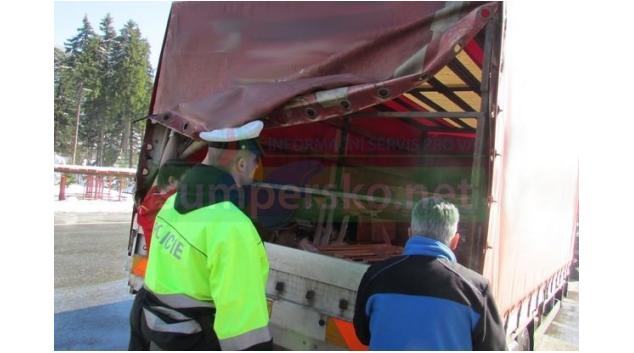 Špatný stav nákladních vozidel a autobusů je problém i na Jesenicku