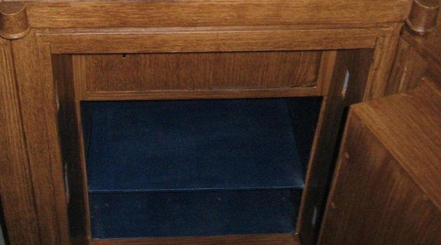 Z ordinace v Dubicku odnesl zloděj trezor