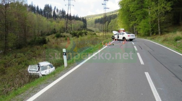 Octavia řízená mladou ženou najela do protisměru