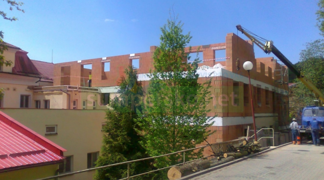 Opravují se objekty v majetku kraje