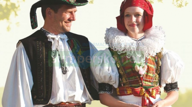 „Přijďte v kroji“ na olomoucké Horní náměstí