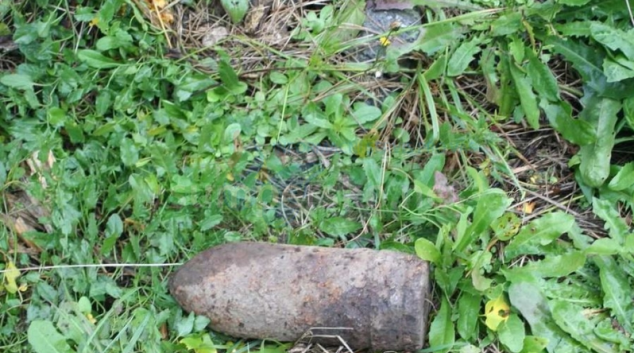 V Olšanech na parcele ležel dělostřelecký granát
