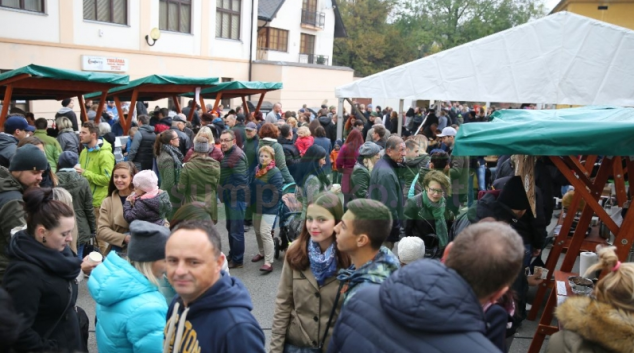 FOTO: Šumperská sousedská žranice měla čtvrté pokračování