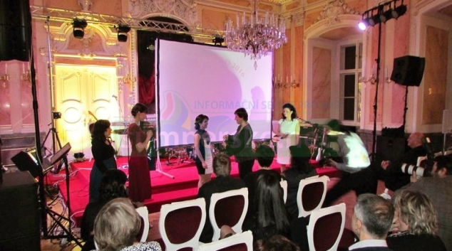Vybraní dobrovolníci v kraji obdrželi cenu Křesadlo 2016
