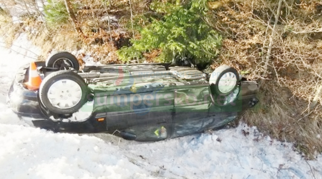 Sjeté pneumatiky se vymstily řidiči na Jesenicku