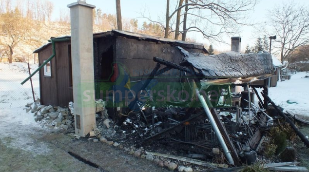 Na Jesenicku a Olomoucku požáry poničily zahradní domky