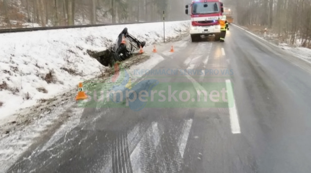 Opilý řidič havaroval na mikulovické rovince