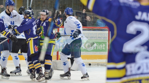 HOKEJ: Šumperk vs Valašské Meziříčí 2:1