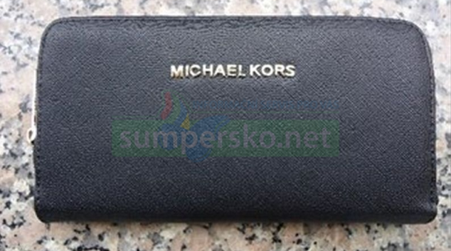 Prodej padělků přes Facebook