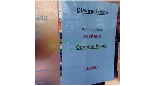 Tři prodejci o Velikonocích porušili zákon o prodejní době