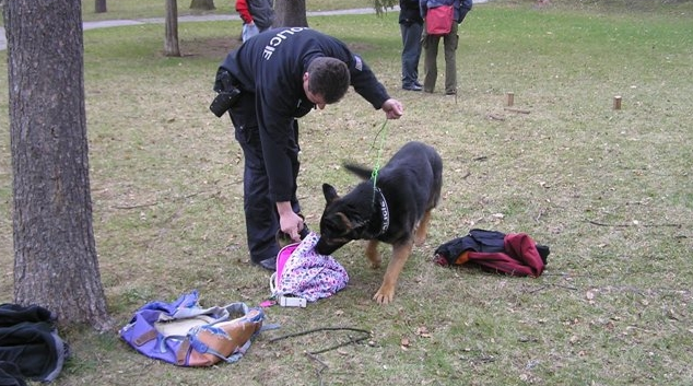 Policejní pes Zeron šel najisto