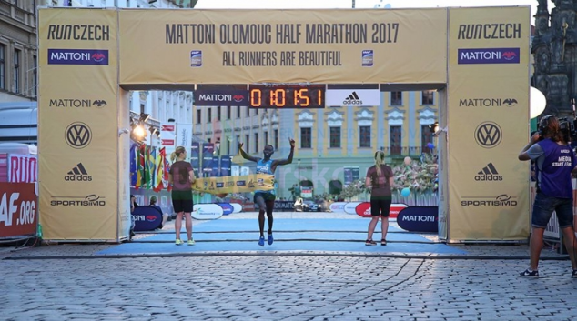 Osmý olomoucký půlmaraton skončil triumfem RunCzech Racing týmu