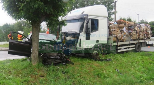 Řidička ve Zlatých Horách nedala přednost