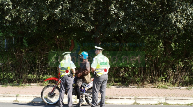 FOTO: Policisté v Šumperku kontrolovali motorkáře