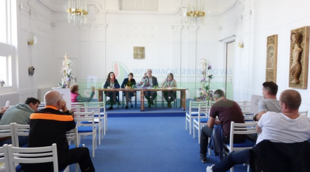 Vánoční domečky na šumperském Točáku byly vydraženy