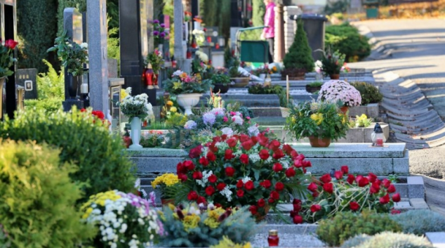 „Zloději se nevyhýbají ani hřbitovům,“ zdůraňuje policejní inspektorka Jiřina Vybíhalová