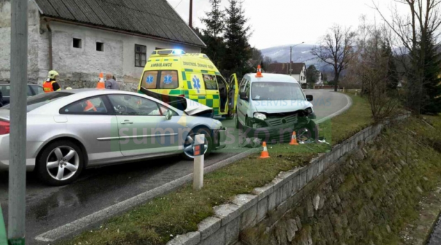 Zraněním čtyř osob skončila dopravní nehoda na Jesenicku