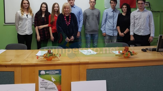 Festival „Město čte knihu“ pobavil také žáky šumperské učňovky