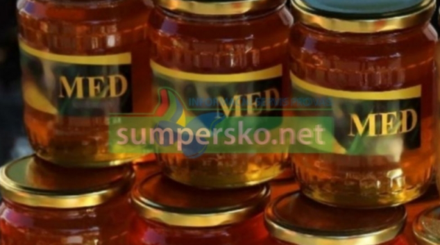 Přes třicet tun nelegálního medu odhalila inspekce v Olomouckém kraji
