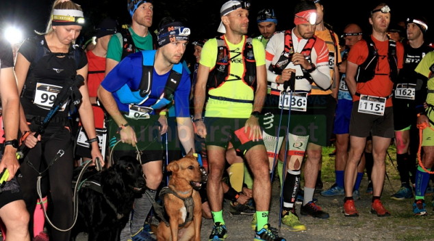 Na start úvodní Horské výzvy se postavilo devět set závodníků