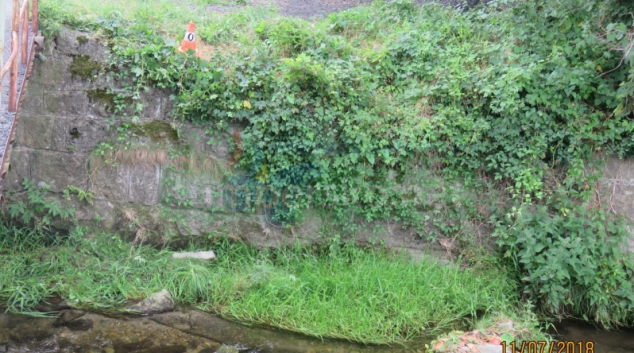 Opilý cyklista na Jesenicku přepadl do koryta potoka