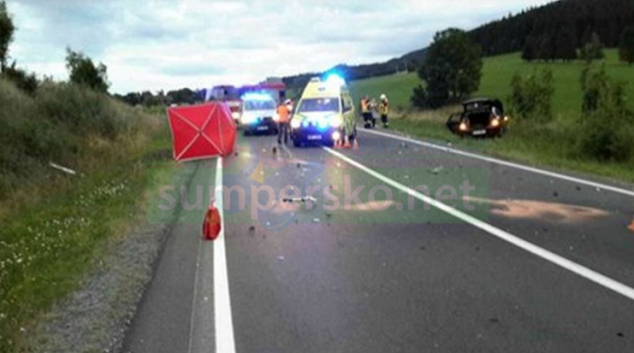 Motorkář přejel do protisměru a střetl se s Opel Astrou