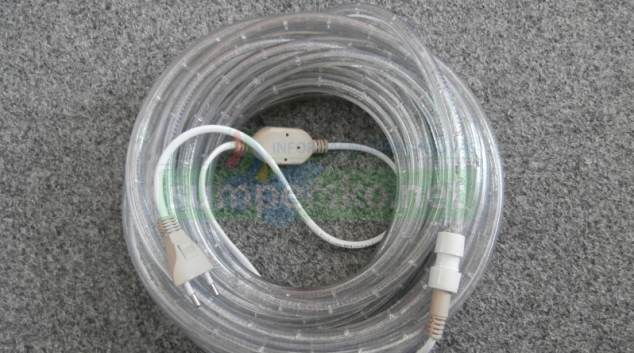 Nebezpečný výrobek Světelný had má být stažen z trhu