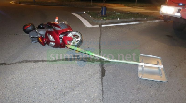 Řidičku motocyklu při jízdou Šumperkem přemohla únava