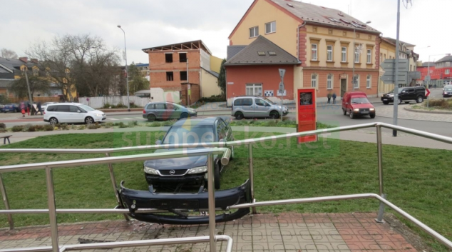 Řidička nezvládla průjezd Zábřehem