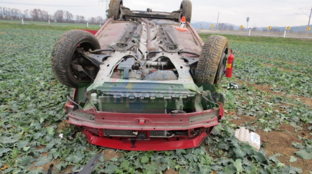 Únava přemohla řidiče mezi Zábřehem a Postřelmovem. Havaroval do pole