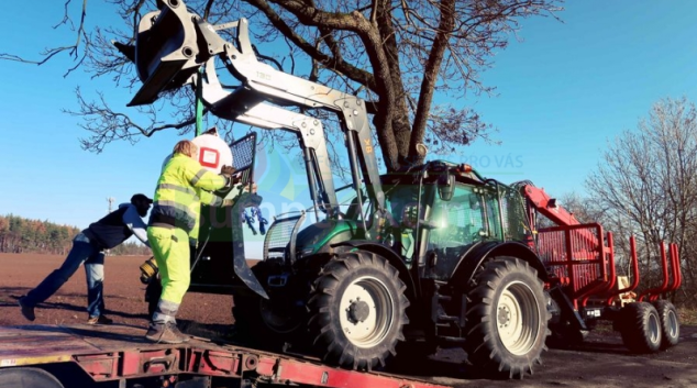 Polesí Mírov nasadilo do boje s kůrovcovou kalamitou novou techniku