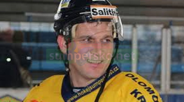 Hokejová show v Šumperku! V celku, který se postaví Papírovým drakům, je i Aleš Holík