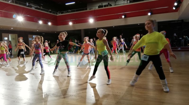 Šumperský aerobic boduje!