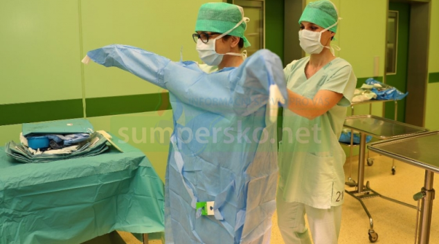 Sestra je členem zdravotnického týmu