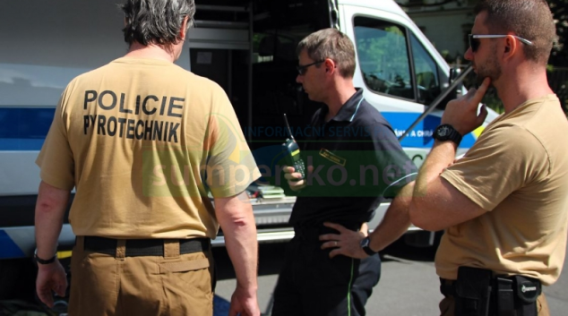 Žena na Jesenicku přinesla nalezenou munici před restauraci