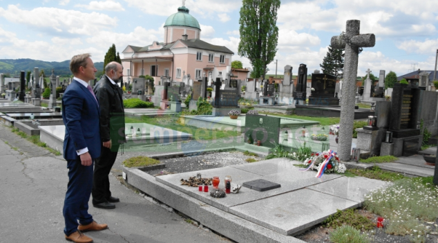 Vedení města Zábřeh uctilo památku obětí druhé světové války