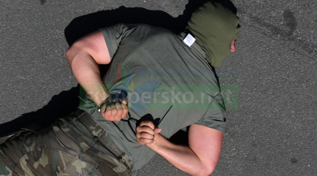 Agresivní hosté v hanušovickém baru způsobili škodu