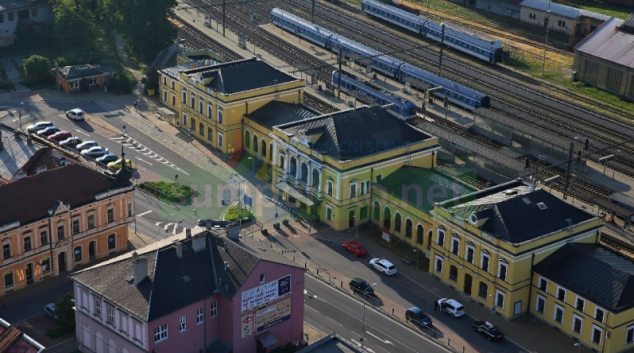 Pošta Šumperk 2 zahájí provoz v budově vlakového nádraží