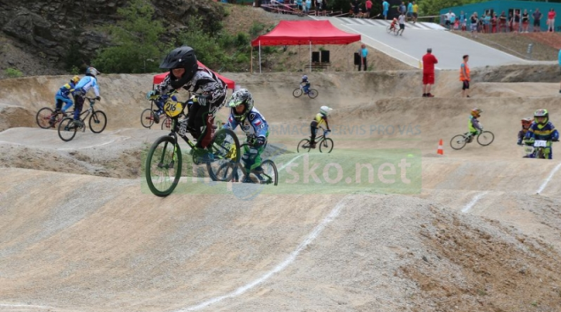 Hejtmanství mezi reprezentanty z regionu rozdělí dva a půl milionu korun