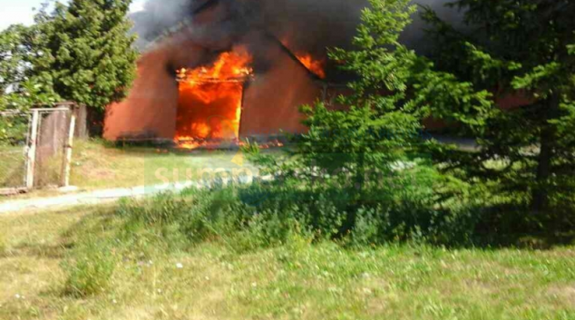 V Mohelnici hořel kovošrot