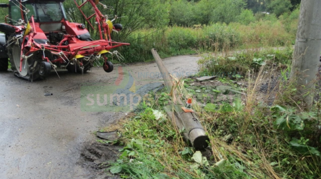 Řidič traktoru v Chrasticích přejel do protisměru