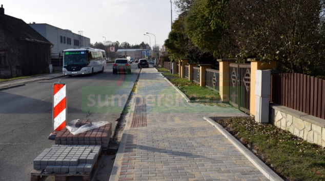 Další chodníky v Zábřeze dostaly nový povrch