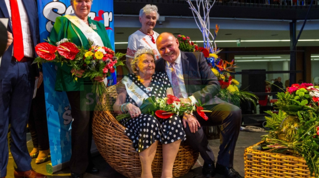 Babička Olomouckého kraje získala ve finále stříbrnou šerpu