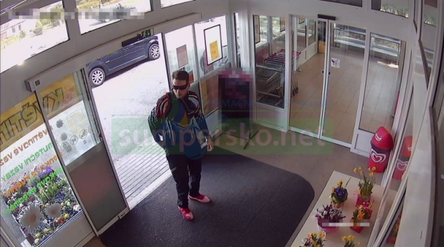 Muž v Novém Malíně platil padělanou bankovkou