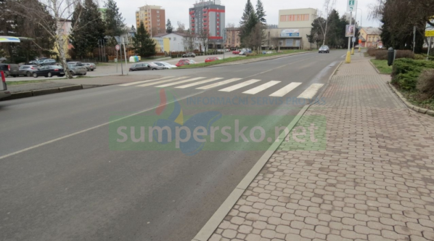 Řidič zachytil a zranil chodce v Zábřehu