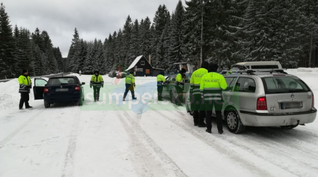 Šumperští a bruntálští policisté kontrolovali zimní výbavu motoristů