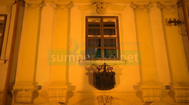 Na bludovském zámku koncertují kontrabasistka Eva Šašinková a houslista Miloš Černý