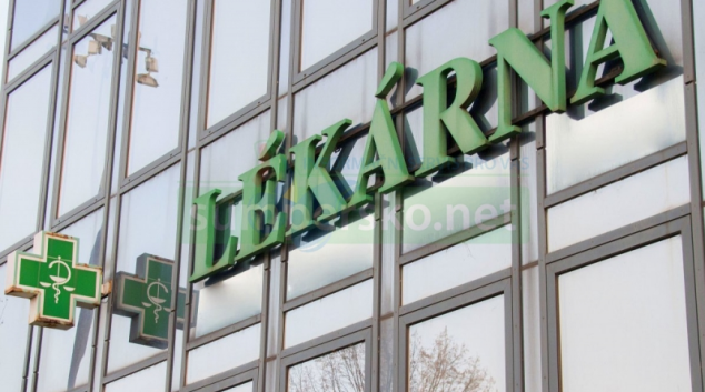 Do lékárny i o Velikonočním pondělí