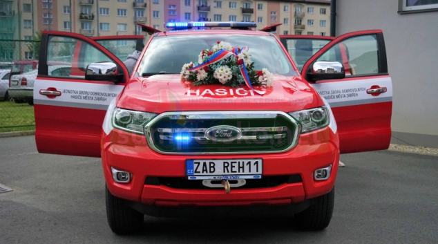 Zábřežská jednotka dobrovolných hasičů dostala nový velitelský automobil